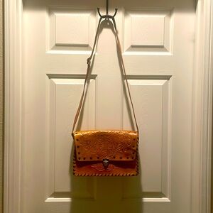 Vintage leather bag